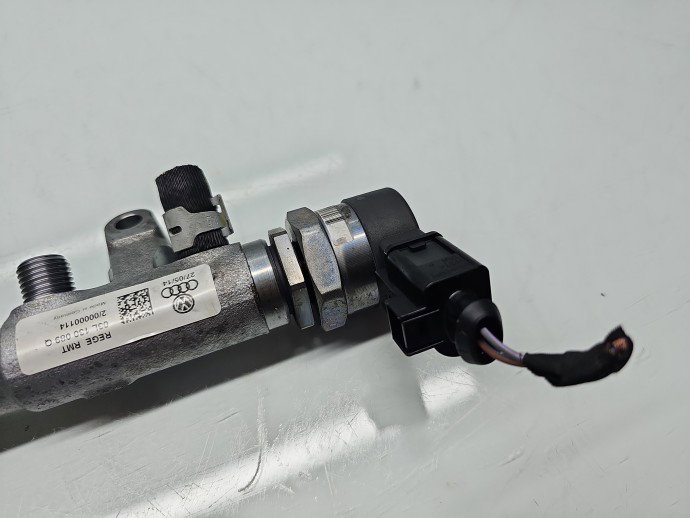 Rampa injectoare AUDI Q5 (8RB) [Fabr 2008-2016] 03L130089Q 2.0 TDI CGLC 130KW / 177CP