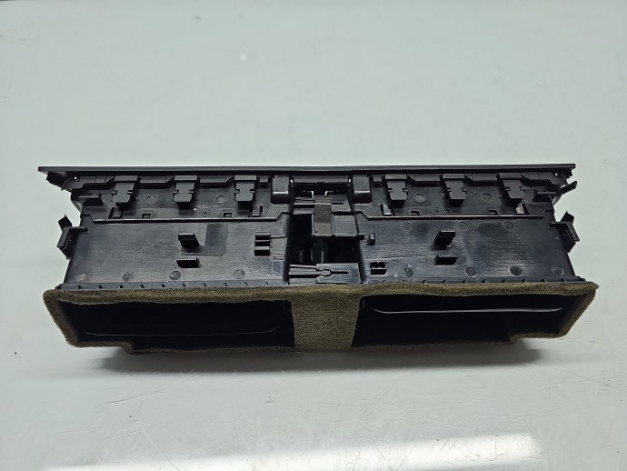 Grila aerisire centrala AUDI A4 (8K2, B8) [Fabr 2008-2015] 8T2820951B