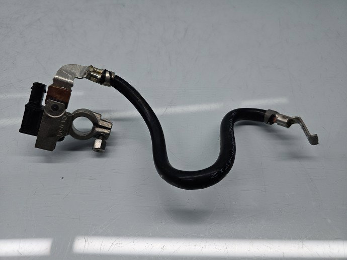 Borna baterie (-) Bmw 3 (F30) [Fabr 2012-2017] 7631109-01