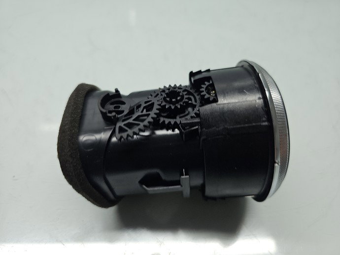 Grila aerisire stanga AUDI A3 (8P1) [Fabr 2003-2012] 8P0820901C