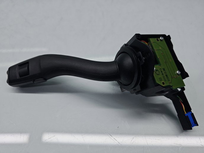 Maneta stergator AUDI A3 (8P1) [Fabr 2003-2012] 8P0953519E