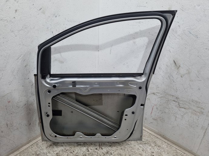 Usa dreapta fata Volkswagen Touran (1T3) [Fabr 2010-2015] LA7W
