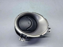  Grila aerisire stanga Nissan Juke [Fabr 2010-2014] Hatchback 68761-1KE0A