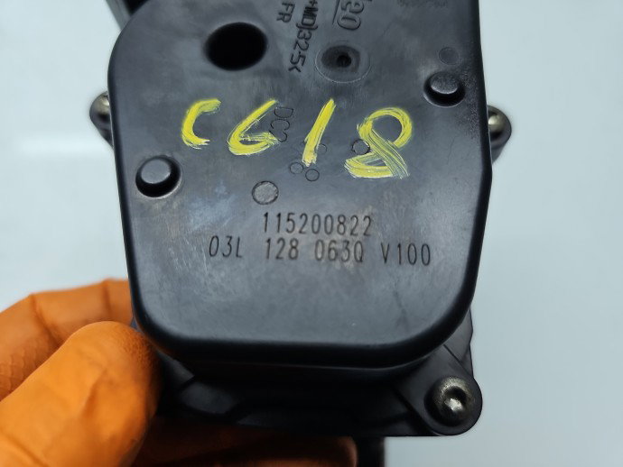 Clapeta acceleratie Volkswagen Golf 6 (5K1) [Fabr 2009-2013] 03L128063Q 1.6 TDI CAYC 77KW / 105CP