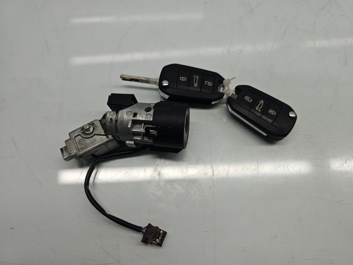 Contact cu cheie PEUGEOT 508 [Fabr 2010-2018] OEM 1.6 HDI DV6C82KW / 112CP