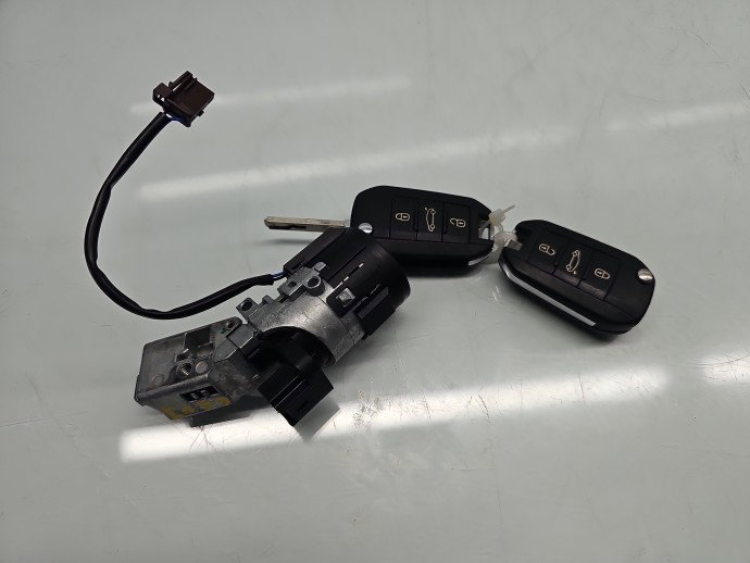 Contact cu cheie PEUGEOT 508 [Fabr 2010-2018] OEM 1.6 HDI DV6C82KW / 112CP