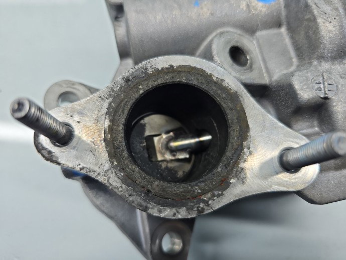 Supapa EGR Renault Megane 3 [Fabr 2008-2015] 8201143495 1.5 DCI K9K 81KW / 110CP