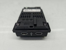 Conector auxiliar USB Volkswagen T-roc (A11) [Fabr 2017-prezent] 2G6035700
