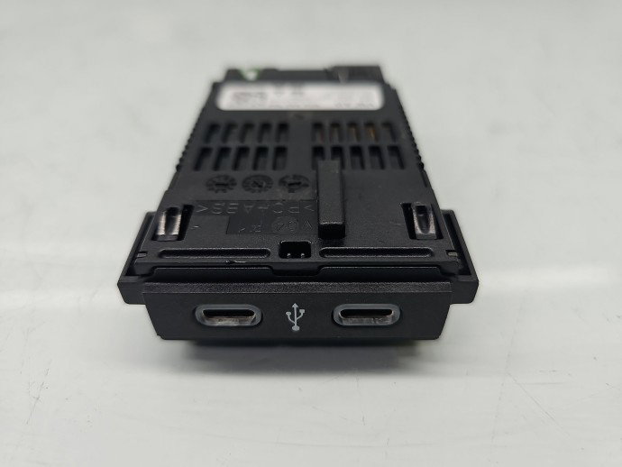 Conector auxiliar USB Volkswagen T-roc (A11) [Fabr 2017-prezent] 2G6035700