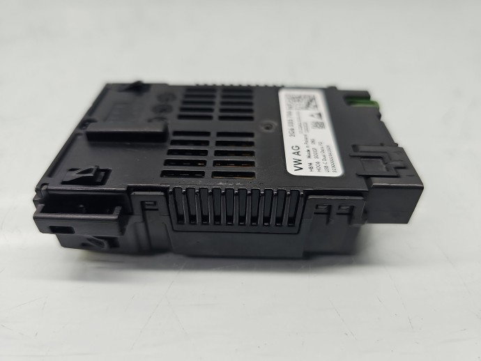 Conector auxiliar USB Volkswagen T-roc (A11) [Fabr 2017-prezent] 2G6035700