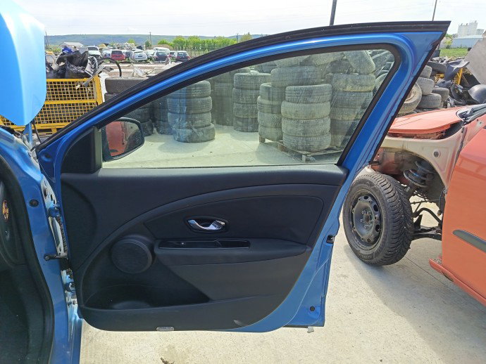 Usa dreapta fata Renault Megane 3 Combi [Fabr 2008-2015] Break ALBASTRU