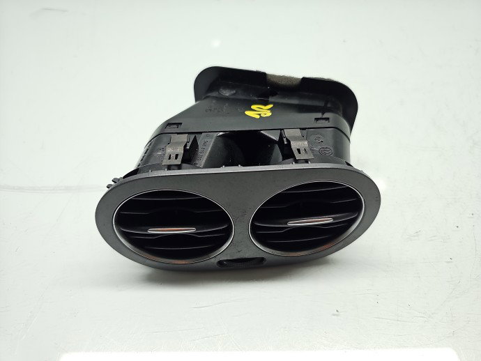 Grila aerisire dreapta Volkswagen Tiguan (5N) [Fabr 2007-2016] 5M0819759