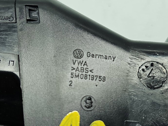 Grila aerisire dreapta Volkswagen Tiguan (5N) [Fabr 2007-2016] 5M0819759