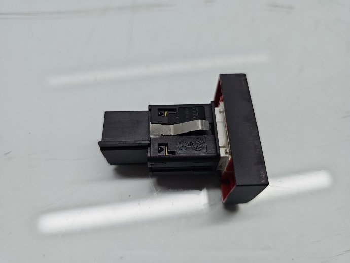 Buton avarii Volkswagen Tiguan (5N) [Fabr 2007-2016] 5N0953509A