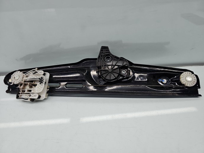 Macara electrica geam dreapta spate Bmw X3 (F25) [Fabr 2010-2017] SUV Pachet M OEM