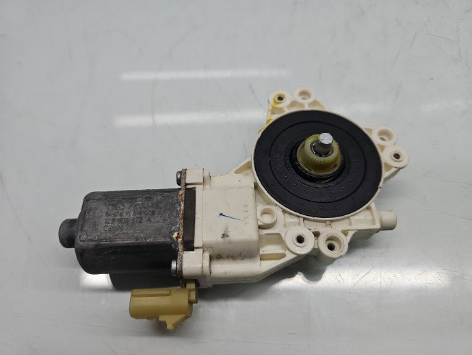 Motoras geam dreapta fata JEEP Patriot [Fabr 2007-2011] SUV 128000672A