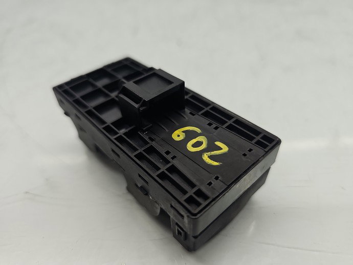 Butoane comanda geamuri sofer AUDI A3 (8P1) [Fabr 2003-2012] OEM