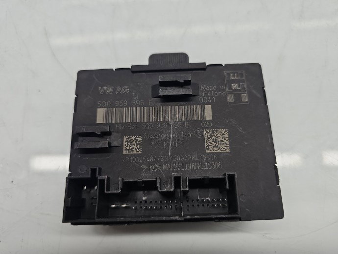 Modul confort AUDI Q2 (GAB) [ Fabr 2016-prezent] 5Q0959595B
