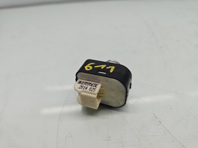 Buton reglaj oglinzi AUDI Q5 (8RB) [Fabr 2008-2016] 8K0959565E