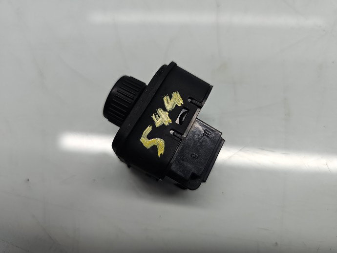 Buton reglaj oglinzi Volkswagen Passat B7 (362) [Fabr 2010-2014] 1K0959565L