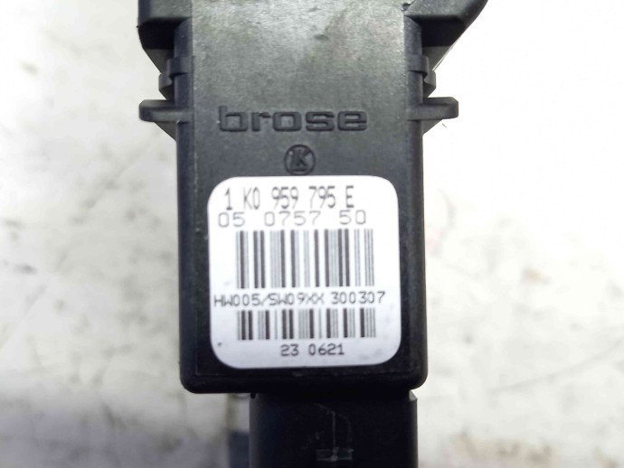 Motoras geam stanga spate 1K0959703J Skoda Octavia 2 (1Z3) [Fabr 2004-2013] 1.9 BXE