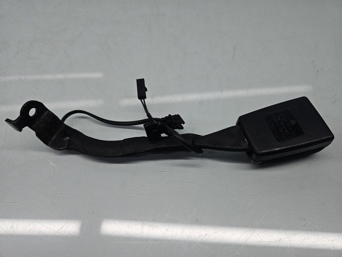 Capsa centura stanga fata Volkswagen Touran (1T3) [Fabr 2010-2015] 1T1857755E
