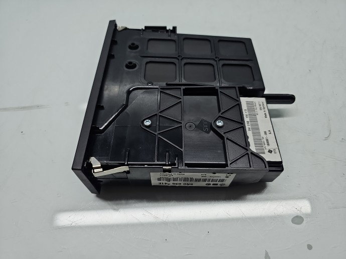 Unitate multimedia Volkswagen Passat B7 (362) [Fabr 2010-2014] 5N0035341E