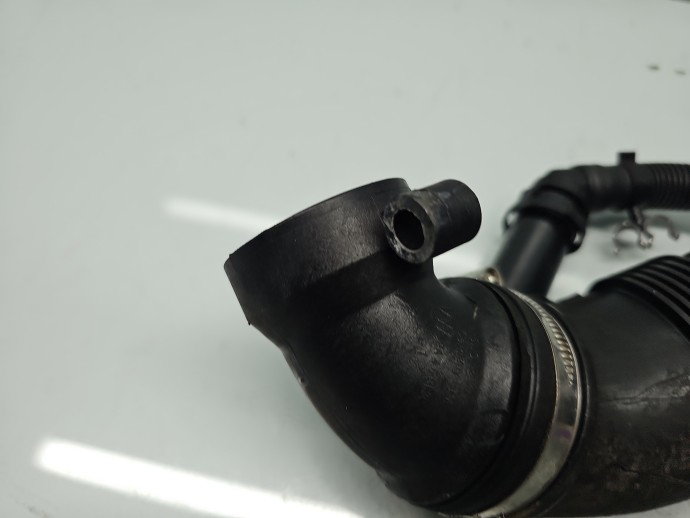 Tub admisie aer Volkswagen Tiguan (5N) [Fabr 2007-2016] 5N0129656 2.0 TDI CFFB 103KW / 140CP