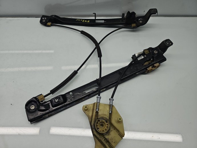 Macara electrica geam dreapta fata Seat Leon (1P1) [Fabr 2005-2011] Hatchback Facelift, FR OEM