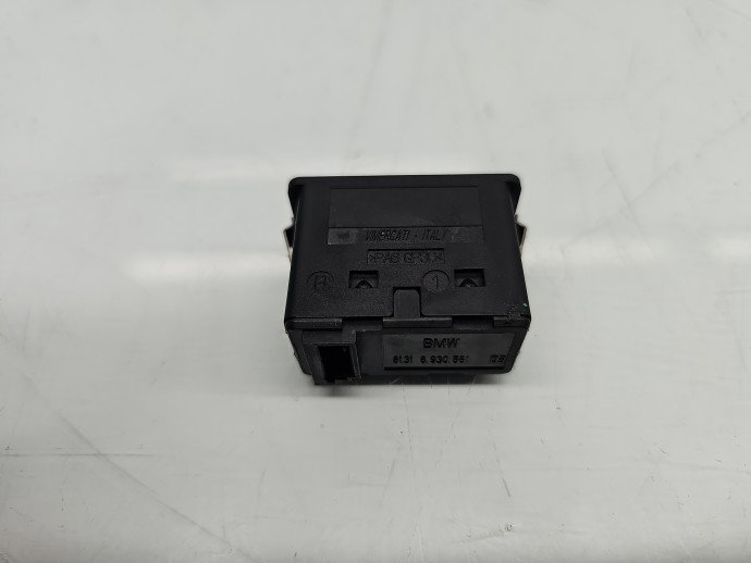 Conector auxiliar USB Bmw 5 Touring (F11) [Fabr 2011-2016] 6930561