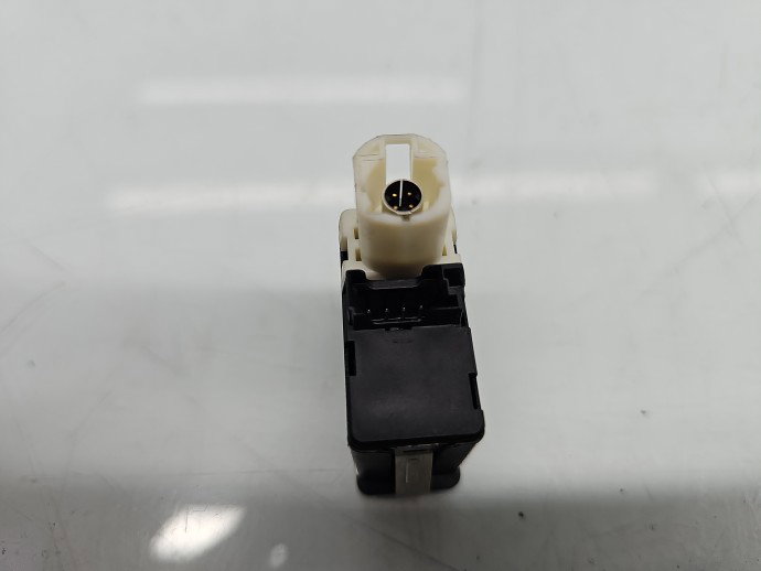 Conector auxiliar USB Bmw X3 (F25) [Fabr 2010-2017] 92337653