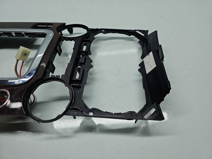 Trimuri bord Volkswagen Touareg (7LA, 7L6) [Fabr 2003-2010] R-line 7L6868216E