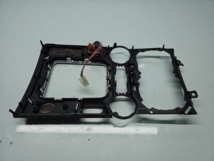 Trimuri bord Volkswagen Touareg (7LA, 7L6) [Fabr 2003-2010] R-line 7L6868216E