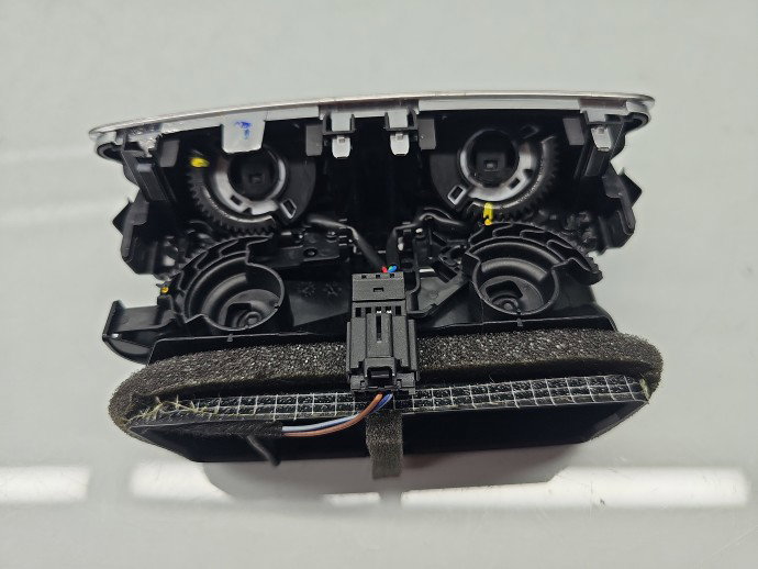 Grila aerisire spate AUDI A6 (4G2, C7) [Fabr 2012-2017] 4G0819203