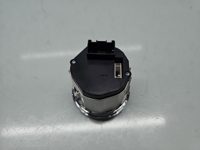 Buton diferential Volkswagen Touareg (7LA, 7L6) [Fabr 2003-2010] 7L6941435R