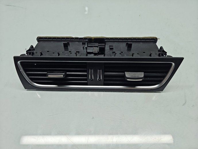 Grila aerisire centrala AUDI A4 (8K2, B8) [Fabr 2008-2015] 8T2820951D