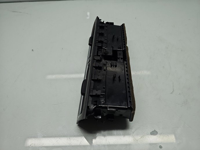 Grila aerisire centrala AUDI A4 (8K2, B8) [Fabr 2008-2015] 8T2820951D