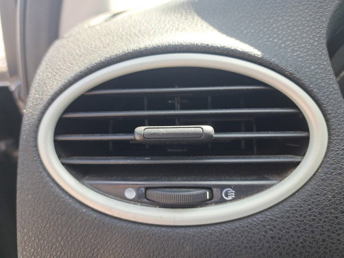 Grila aerisire stanga Ford Focus 2 (DA) [Fabr 2004-2012] OEM