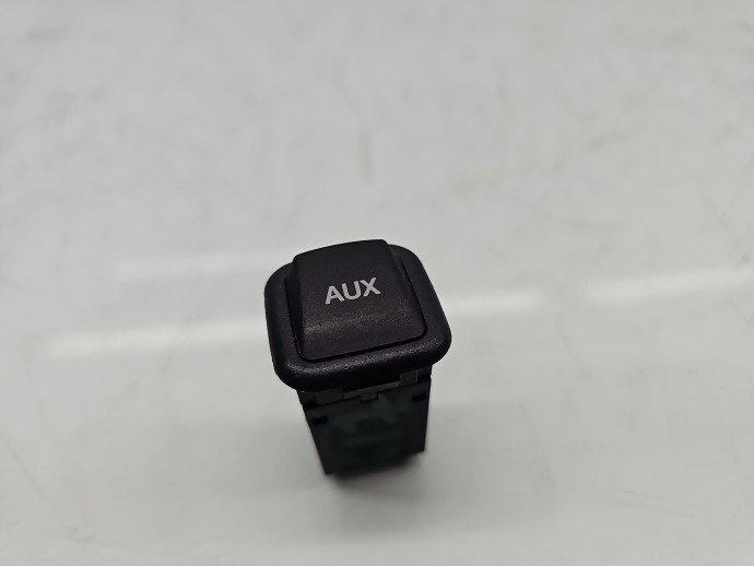 Conector auxiliar USB AUDI A6 (4G2, C7) [Fabr 2012-2017] 4G0035474