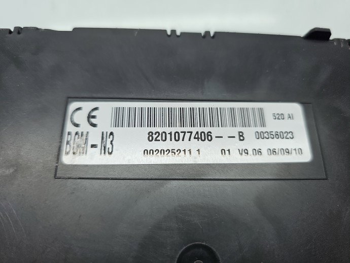 Modul confort Renault Kangoo 2 [Fabr 2008-prezent] 8201077406