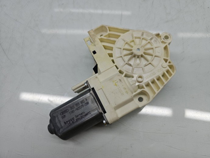 Motoras geam dreapta fata AUDI A4 (8K2, B8) [Fabr 2008-2015] Sedan S-line 8K0959802A
