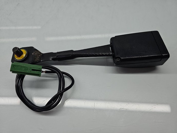 Capsa centura stanga fata Volvo V40 II [Fabr 2013-2019] 8632604