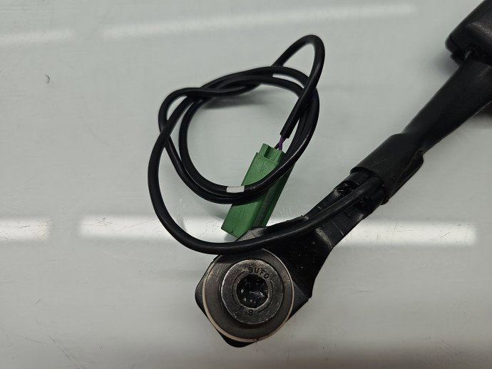 Capsa centura stanga fata Volvo V40 II [Fabr 2013-2019] 8632604