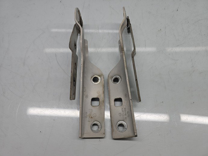 Set balamale capota Volkswagen Golf 7 (5G) [Fabr 2014-prezent] Hatchback 5G0823302A