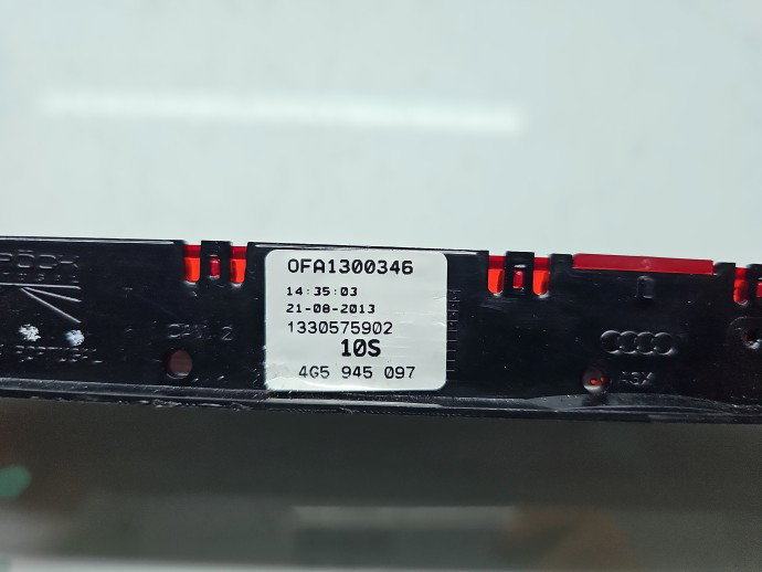 Stop auxiliar AUDI A6 (4G2, C7) [Fabr 2012-2017] Sedan Quattro 4G5945097