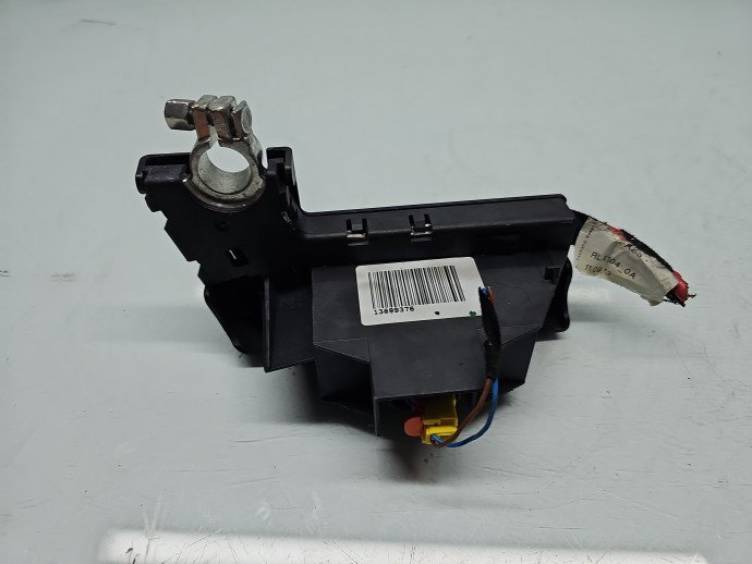 Borna baterie (+) cu capsa AUDI A6 (4G2, C7) [Fabr 2012-2017] 8J0915459