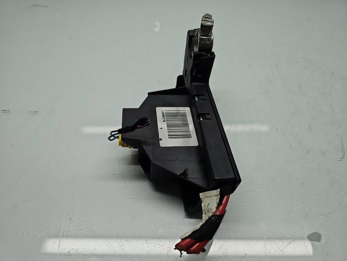 Borna baterie (+) cu capsa AUDI A6 (4G2, C7) [Fabr 2012-2017] 8J0915459