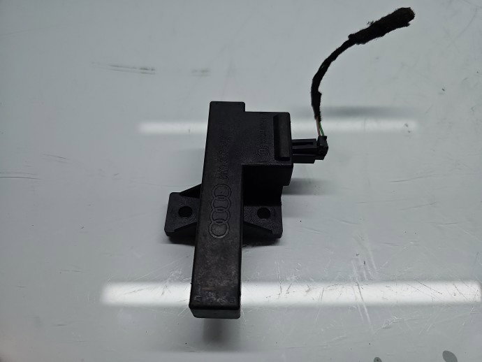 Amplificator antena AUDI A6 (4G2, C7) [Fabr 2012-2017] 8K0907247