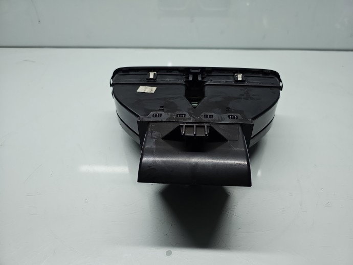 Grila aerisire centrala Volkswagen Scirocco (137) [Fabr 2008-2017] 1Q0819735C