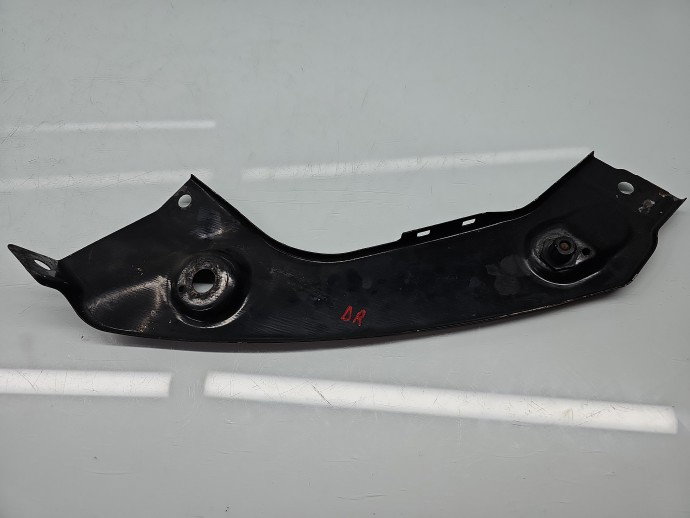 Suport far dreapta Volkswagen Scirocco (137) [Fabr 2008-2017] Coupe 1K8805932